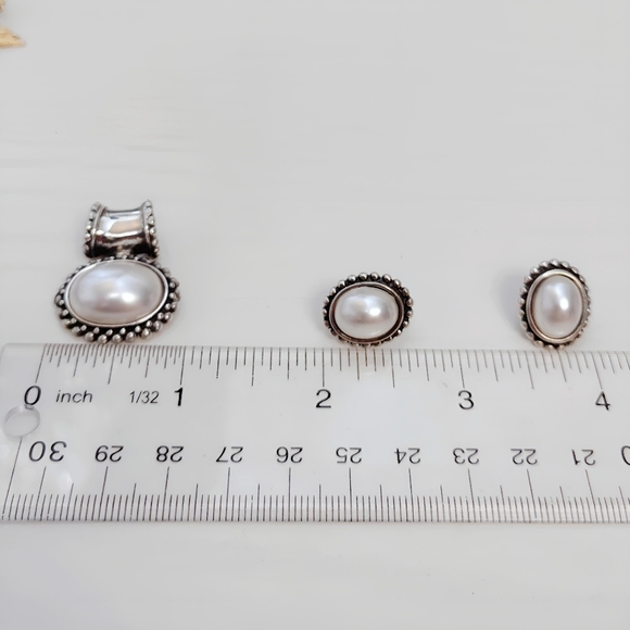 Vintage Sterling Silver SET Faux Pearl Slider Pendant and Post back Earrings - Picture 3 of 9